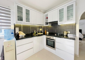 Apartment 100 meters from the sea with a 1+1 layout in an elite area of Oba