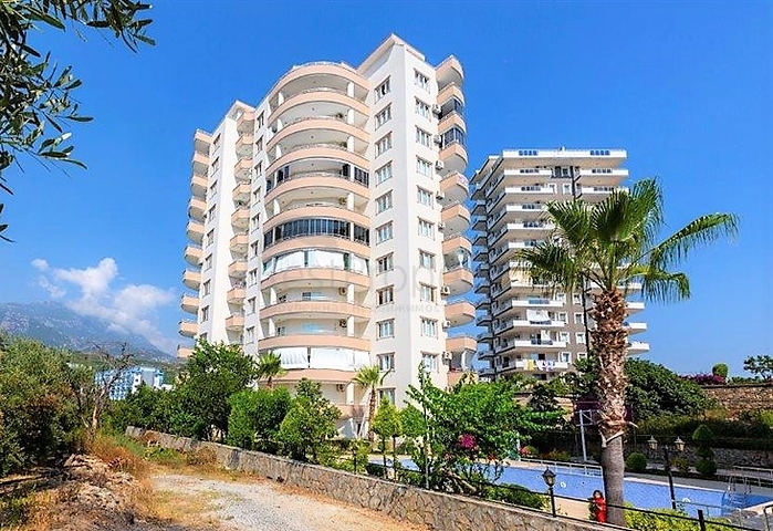 Furnished 2+1 apartment in Mahmutlar