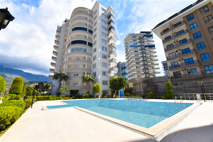 Furnished 2+1 apartment in Mahmutlar