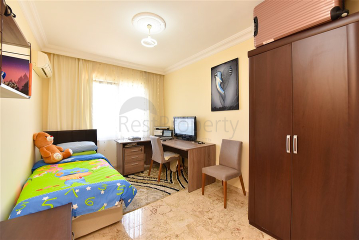 Furnished 2+1 apartment in Mahmutlar