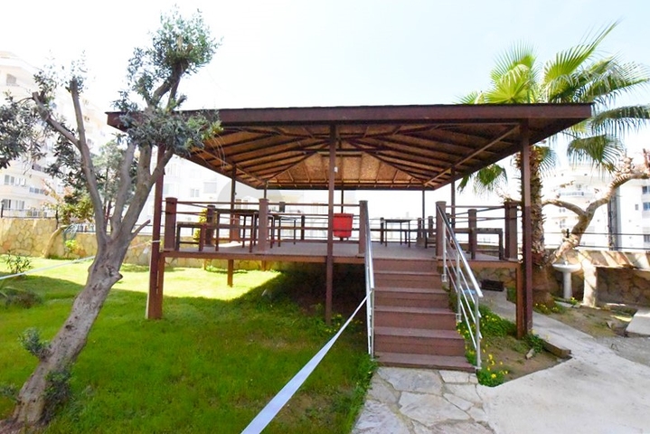 Furnished 2+1 apartment in Mahmutlar