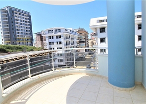 2+1 apartment in Mahmutlar district