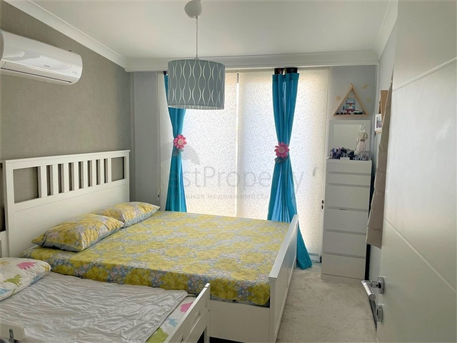 4+1 penthouse in the center of Alanya within walking distance to the sea