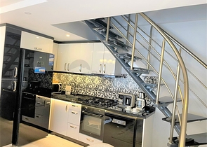 4+1 penthouse in the center of Alanya within walking distance to the sea