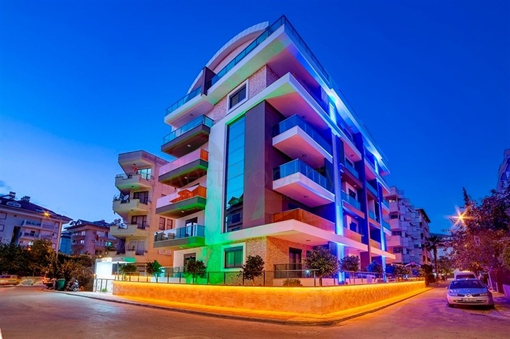 Spacious 3+1 apartment in the Center of Alanya