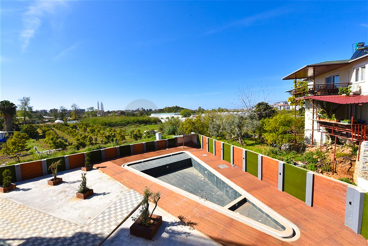 Duplex for a large family in the Oba area