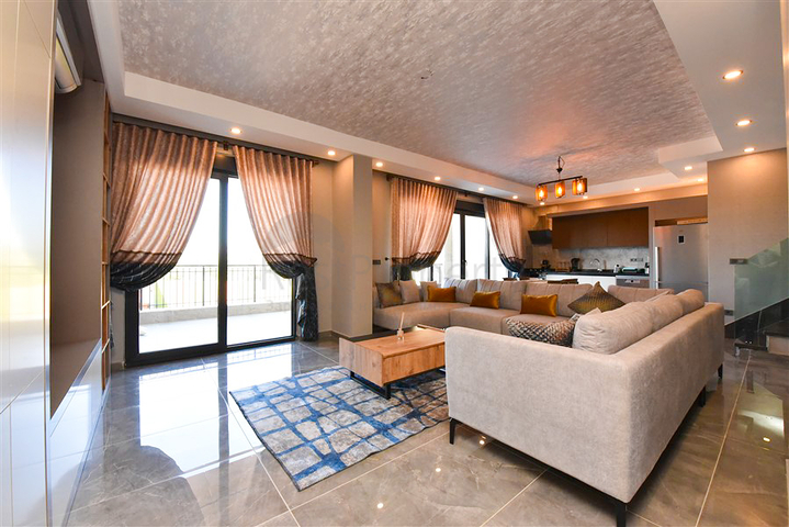 Duplex for a large family in the Oba area