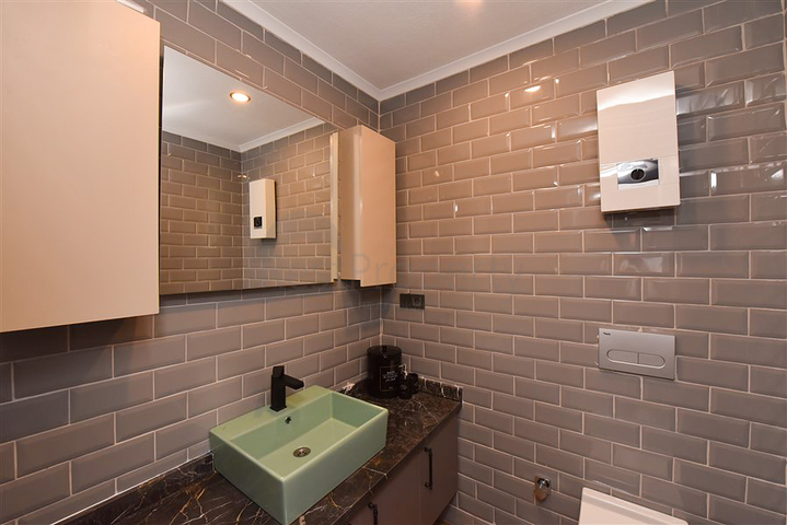 Duplex for a large family in the Oba area