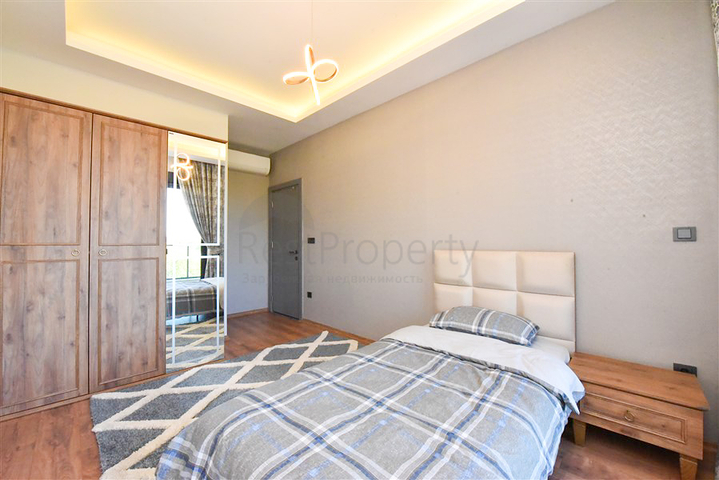 Duplex for a large family in the Oba area