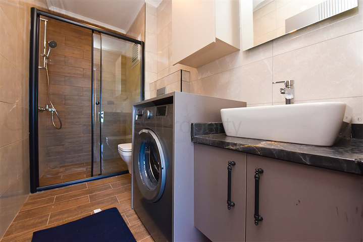 Duplex for a large family in the Oba area