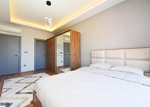 Duplex for a large family in the Oba area