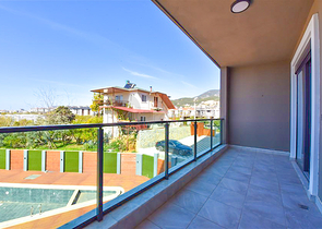 Duplex for a large family in the Oba area