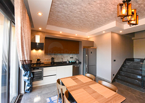 Duplex for a large family in the Oba area