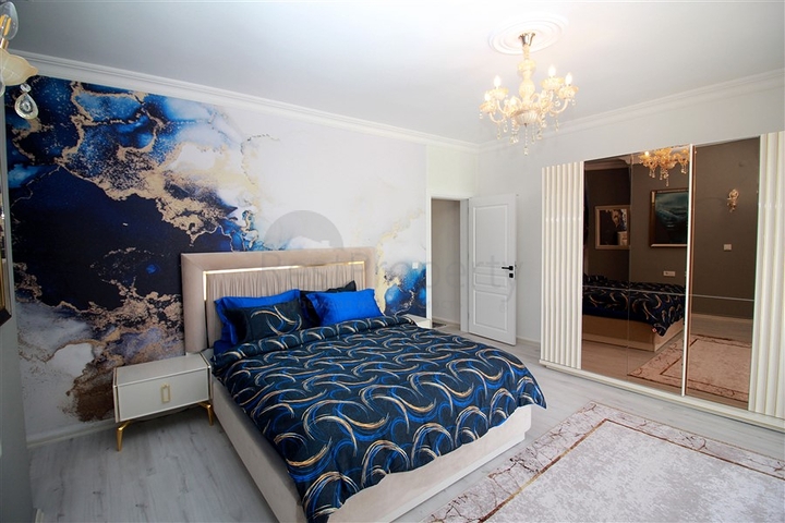 Spacious 3+1 penthouse in Mahmutlar district