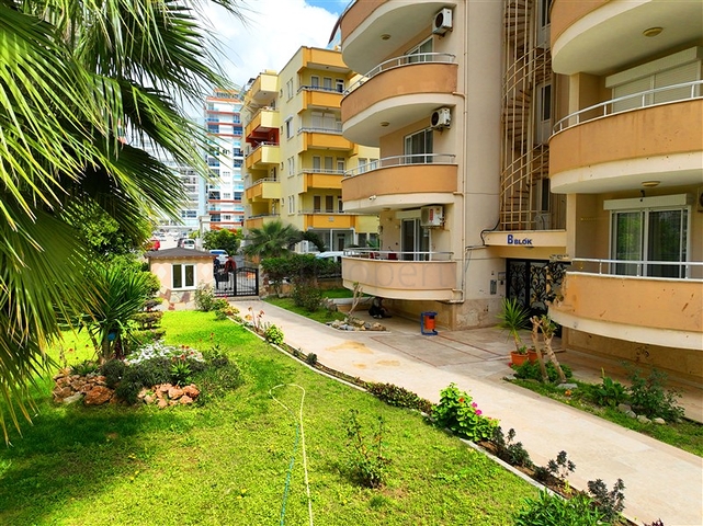 Spacious 3+1 penthouse in Mahmutlar district