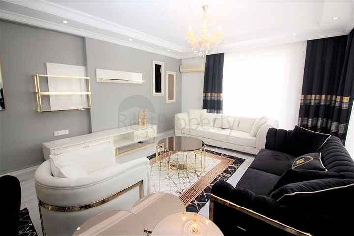 Spacious 3+1 penthouse in Mahmutlar district