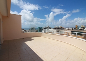 Spacious 3+1 penthouse in Mahmutlar district