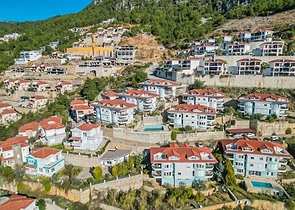 3+1 penthouse with stunning sea views in the picturesque Bektash area