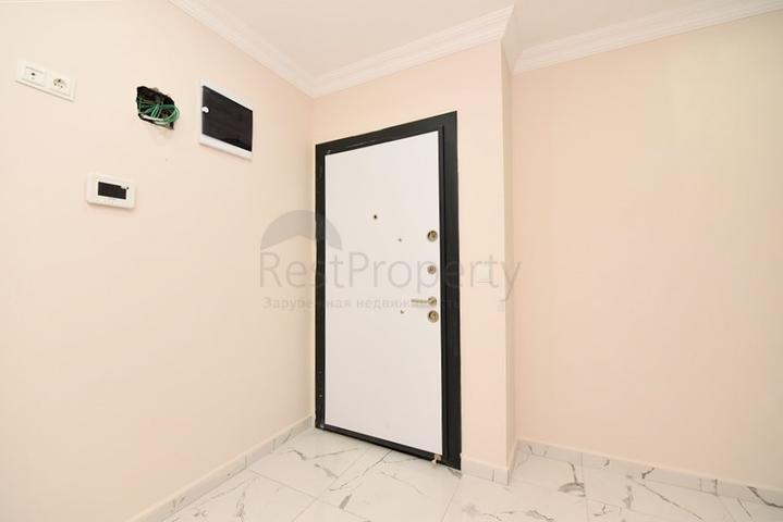 Spacious penthouse with sea view in the center of Alanya