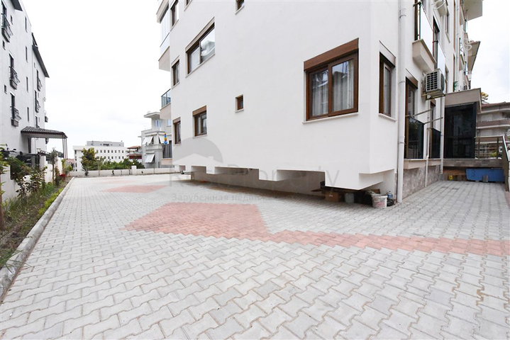 Spacious penthouse with sea view in the center of Alanya