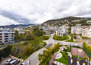 Spacious penthouse with sea view in the center of Alanya