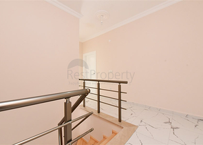 Spacious penthouse with sea view in the center of Alanya