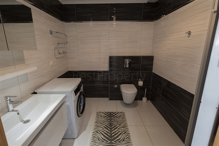 3+1 penthouse with sea view in Cikcilli area