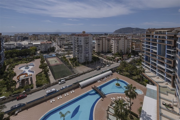 3+1 penthouse with sea view in Cikcilli area