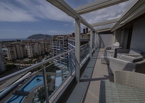 3+1 penthouse with sea view in Cikcilli area