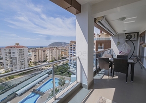 3+1 penthouse with sea view in Cikcilli area