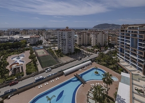 3+1 penthouse with sea view in Cikcilli area