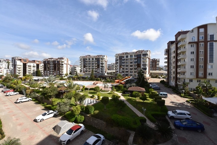 Apartments in a complex with hotel infrastructure