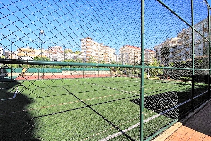 Apartments in a complex with hotel infrastructure