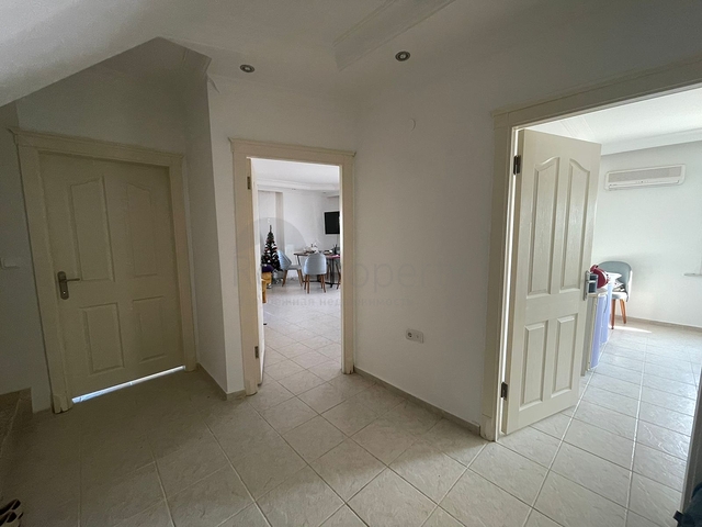 4+1 penthouse in a complex with minimal infrastructure in the Mahmutlar area