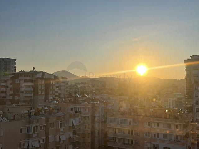 4+1 penthouse in a complex with minimal infrastructure in the Mahmutlar area