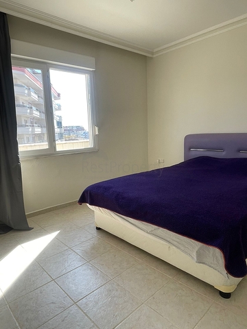 4+1 penthouse in a complex with minimal infrastructure in the Mahmutlar area