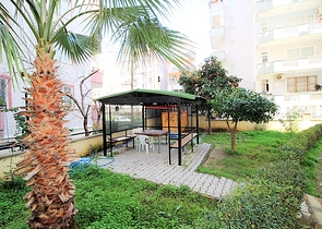 4+1 penthouse in a complex with minimal infrastructure in the Mahmutlar area