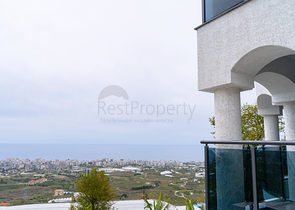 4+1 villa in Mahmutlar area 