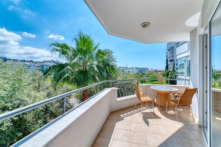 Apartment 500 m from the sea from the owner with a 1+1 layout in the Tosmur area  