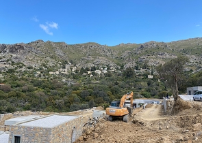 Stone villas overlooking the sea and the historic 