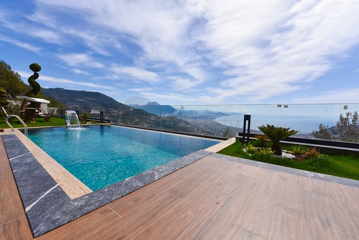 4+1 villa with panoramic sea view 