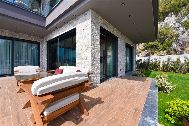 4+1 villa with panoramic sea view 