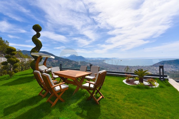 4+1 villa with panoramic sea view 