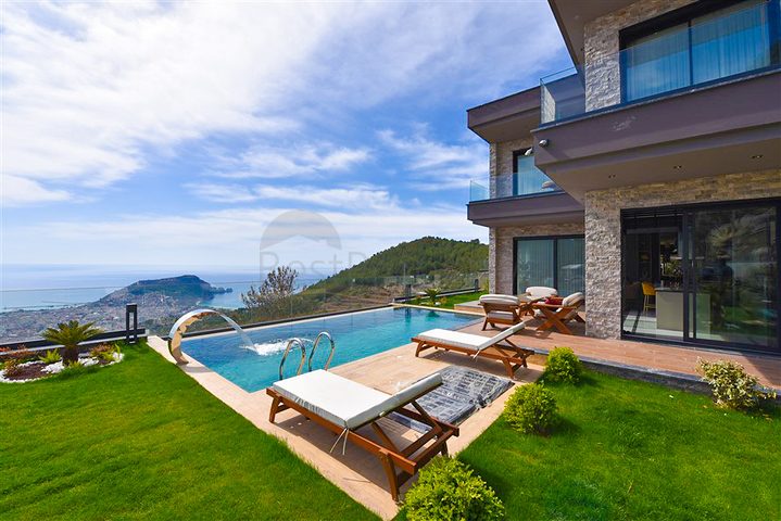 4+1 villa with panoramic sea view 