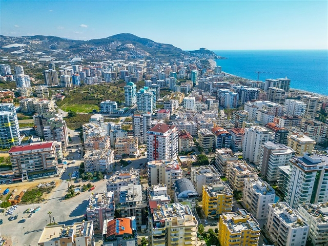 A new project under construction in the Mahmutlar area