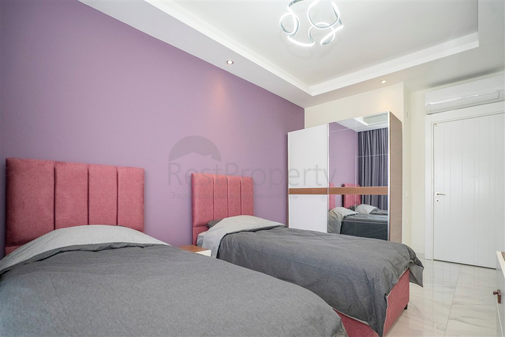 2+1 penthouse in Kestel area, only 350 m from the sea 