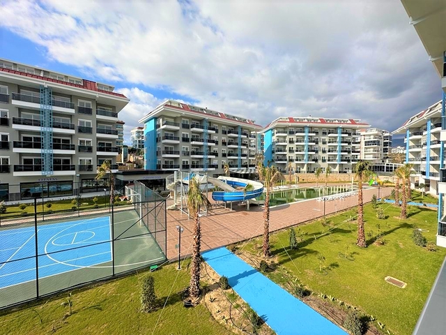 2+1 penthouse in Kestel area, only 350 m from the sea 