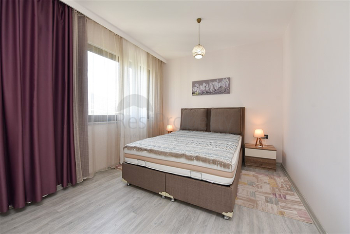 2+1 apartment with storage room in Mahmutlar district