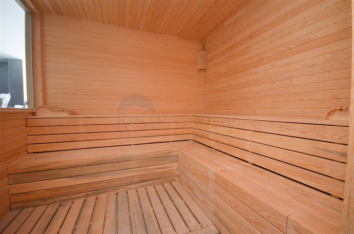 2+1 apartment with storage room in Mahmutlar district