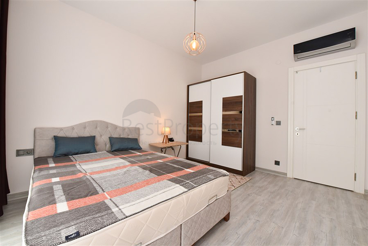 2+1 apartment with storage room in Mahmutlar district